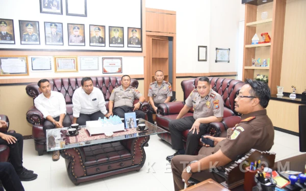 Foto Silaturahim Ke Kejari Bondowoso