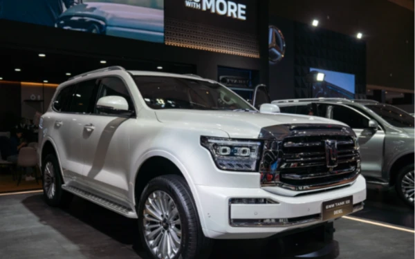 Foto SUV Tank 500 Diesel memberikan plihan warna yang ditawarkan: Hamilton White, Sun Black, Ayers Gray, dan C0C Gray. (Foto: Inchcape GWM Indonesia)