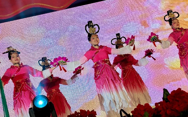 Foto Kemeriahan Chinese New Year di Mercure Surabaya Grand Mirama (Foto : Mercure Surabaya Grand Mirama for Ketik.com)