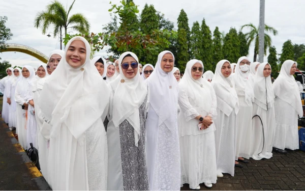 Foto Para ASN yang menjadi peserta Ramadhan Camp Pemprov Sulawesi Selatan. (Foto: Ahmad Yusran/Ketik.com)