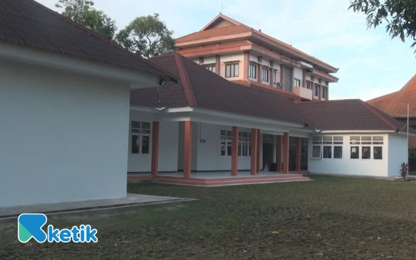 Foto Gedung Sekolah Rakyat Kabupaten Mojokerto selesai direnovasi (Foto: Sholahudin)