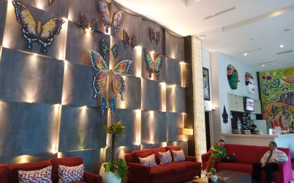 Foto Interior yang instagramable di Hotel Swiss-Belinn Malang. (Foto: Aliyah/Ketik)