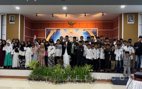 Foto Jamaah Waskitho Nusantara sukses menyelenggarakan ICBC di University Hotel Yogyakarta pada 10–11 Januari 2026. Foto ini mengabadikan momen para peserta dari Boyolali, Semarang, dan Salatiga. Melalui kegiatan ini, diharapkan anak-anak tidak hanya cerdas secara intelektual, tetapi juga memiliki pondasi karakter Islami yang kuat dan percaya diri dalam menatap masa depan. (Foto: Afif F for Ketik.com)