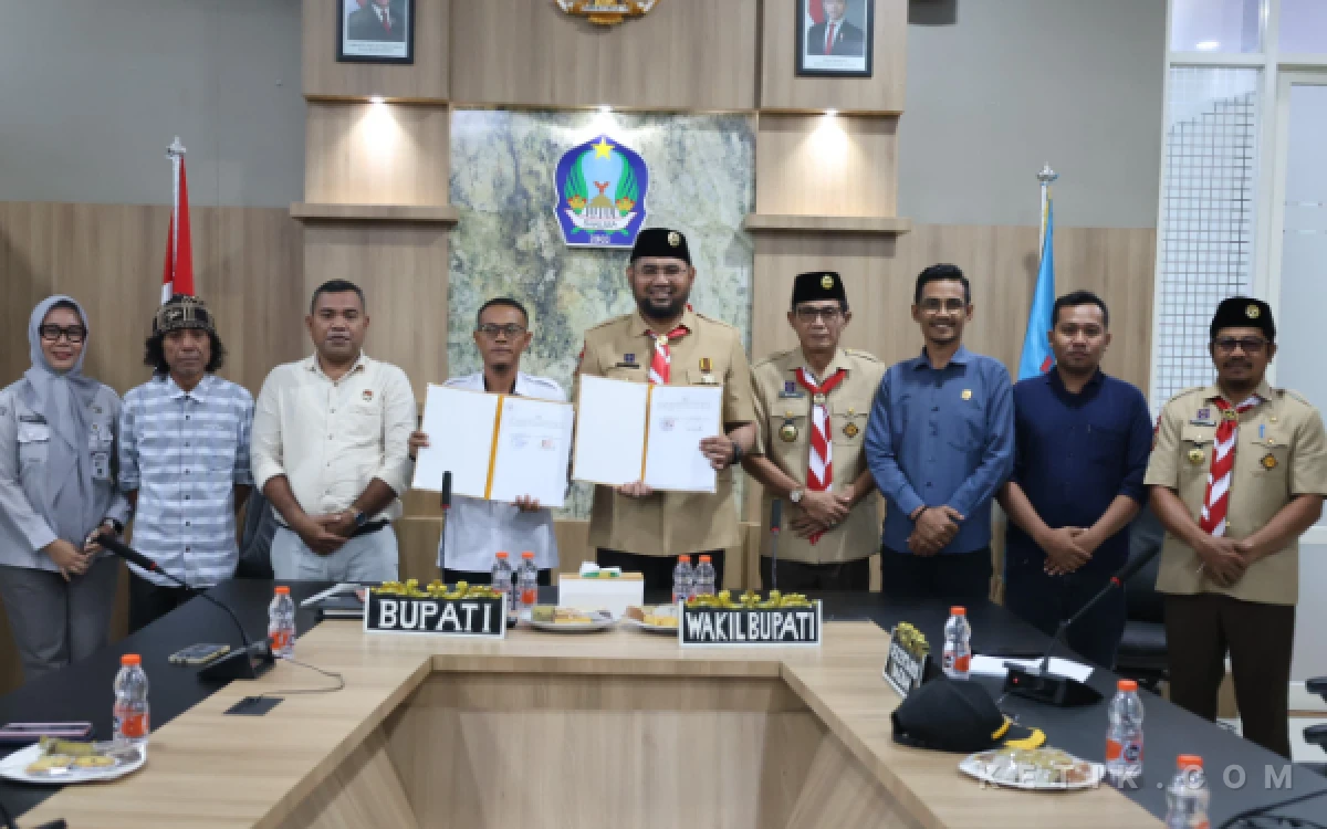 Thumbnail Berita - KPU-Pemkab Halmahera Selatan Teken NPHD 2026, Pendidikan Pemilih Jadi Fokus