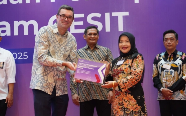 Thumbnail Berita - Dukung Program Gesit, Pemkab Malang Terima Penghargaan dari Kedutaan Australia