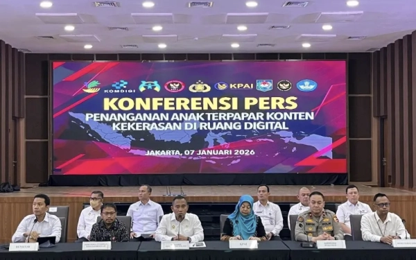 Thumbnail Berita - Densus 88 Ungkap Ciri Anak Terpapar Paham Radikal dari Medsos, Berikut Tanda-Tandanya!