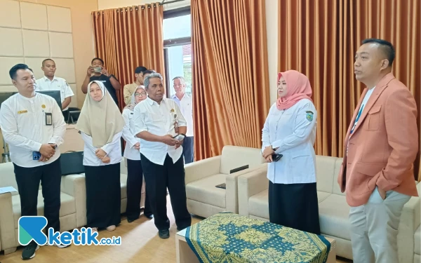 Thumbnail Berita - Bupati Situbondo: Alhamdulillah, Sebelum Lebaran Insentif Guru Ngaji, PAUD dan Operator Dapodik Sudah Dicairkan