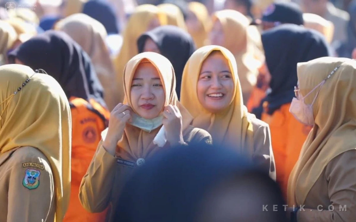 Thumbnail Berita - Work From Home Dipilih Hari Jumat, Duh! ASN Pacitan Bisa Berlibur Lebih Lama?