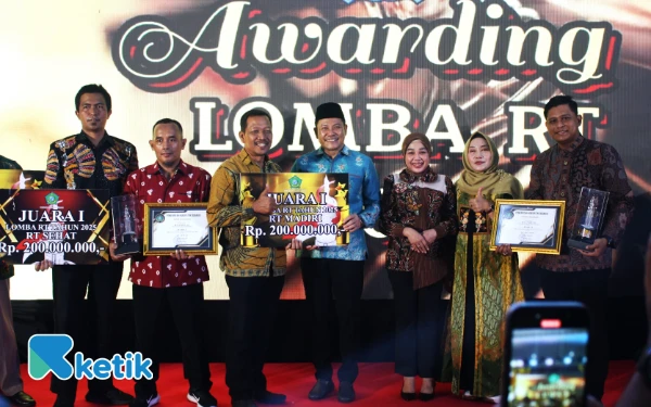 Thumbnail Berita - Bukan Lomba Biasa, Bupati Subandi Puji Inovasi RT-RT Se-Kabupaten Sidoarjo
