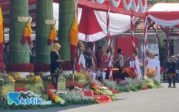 Peringatan HUT Ke-78 Jawa Timur, Khofifah Ingatkan Kerja Keras untuk Majukan Jatim