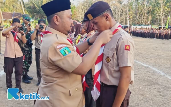 Thumbnail Berita - Buka Jambore dan PW Cabang Gresik 2023, Gus Yani Berharap Pramuka Jadi Lokomotif Pembangunan Masyarakat