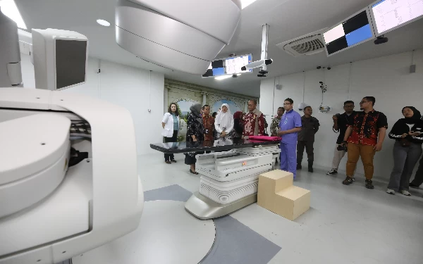 Pemkot Surabaya Resmikan Layanan Radioterapi RSUD dr Soewandhie