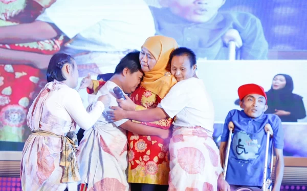 Peringati Hari Disabilitas Internasional, Gubernur Khofifah: Pembangunan Jawa Timur Telah Menuju Inklusivitas