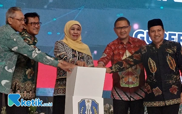 Gubernur Khofifah Minta Dinas Pendidikan Jatim Pastikan Tidak Ada Pungli di Sekolah
