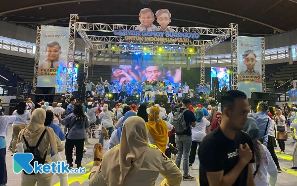 Gebyar Gemoy Surabaya Didominasi Ibu-Ibu, Yakin Prabowo-Gibran Menang 1 Putaran