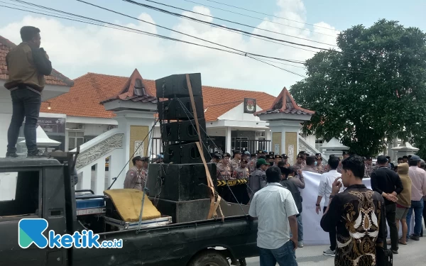 APMP Jatim Tuding Ketua KPU Bangkalan Intruksikan PPK Hapus Suara Caleg