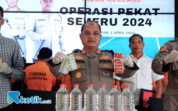 Polres Pacitan Sita Ratusan Liter Miras dari 12 Kecamatan dalam Operasi Pekat Semeru 2024