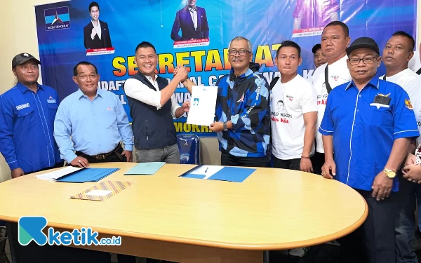 Resmi! Mas Kia Pengusaha Parkir Daftar Bacawawali Kota Madiun ke Partai Demokrat