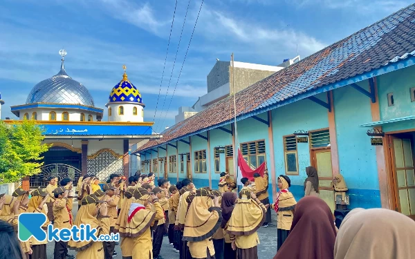 Kenang Jasa Pahlawan Perumus Dasar Negara, SDIT Muhammadiyah Wirosari Gelar Upacara Bendera