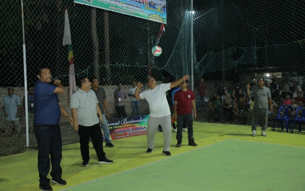 Thumbnail Berita - Wakil Bupati Asahan Buka Turnamen Bola Voli Kades Cup II di Lapangan Bola Urung Pane