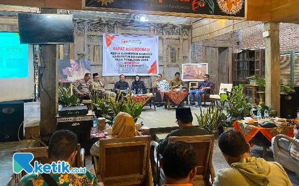 Thumbnail Berita - Petakan 22 Kerawanan Pilkada 2024, Bawaslu Bondowoso Ajak Media Ikut Awasi