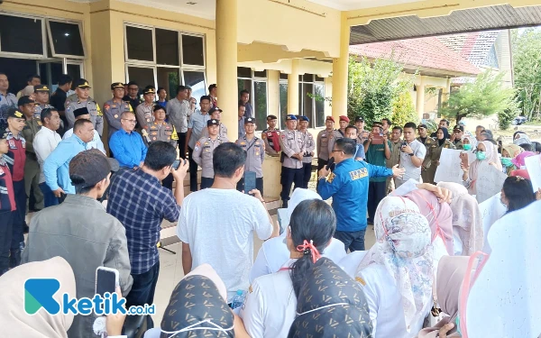 Puluhan Nakes Demo, Pj. Bupati Aceh Singkil Respon Cepat