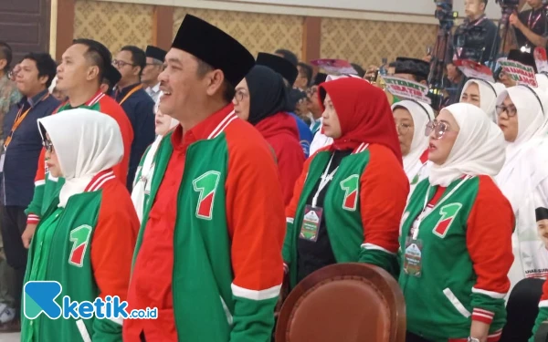 Debat Terakhir, Mundjidah-Sumrambah Kenakan Jaket Ijo Abang Pancarkan Aura Kemenangan
