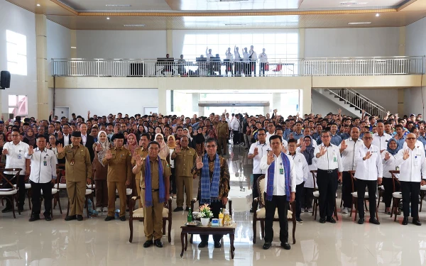 Thumbnail Pemprov Banten Siapkan Langkah Strategis Atasi Masalah Ketenagakerjaan