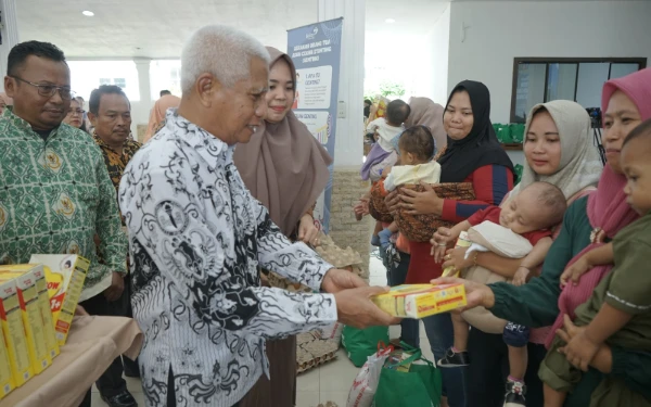 Thumbnail Berita - Launching Gerakan Orang Tua Asuh Cegah Stunting, Bupati Asahan Salurkan Bantuan