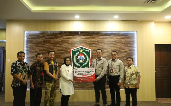 Bank Jatim Bantu Perbaikan Rumah Korban Puting Beliung di Lumajang