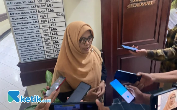 Thumbnail Berita - Pemkot Surabaya Dinilai Tak Serius Menangani Banjir, DPRD Singgung Anggaran