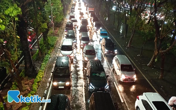 Thumbnail Berita - Pemudik Diminta Terus Pantau Prakiraan Cuaca, BMKG: Terutama Pengguna Kendaraan Pribadi