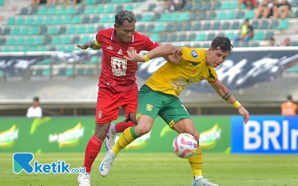 Persebaya Kalah Kali Ketiga, Munster Minta Maaf ke Bonek dan Bonita