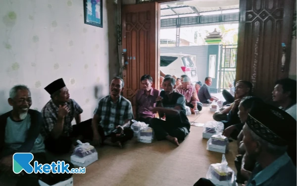 Thumbnail Berita - Gelar Reses, Anggota DPRD Trenggalek Sukarodin Disambati Saluran Irigasi dan Optimalisasi Air Bawah Tanah