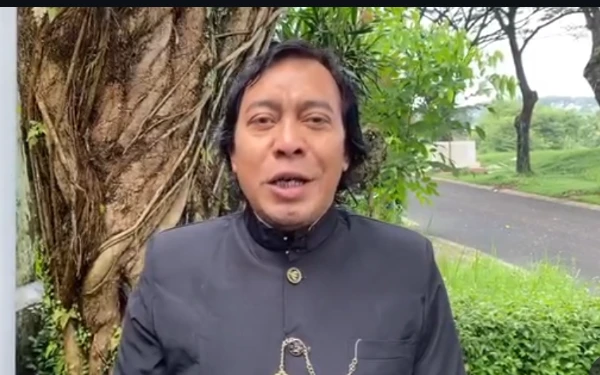 Thumbnail Berita - Komentar Kocak Komeng Soal Kebijakan LPG 3 Kg: Humor atau Kurang Empati?
