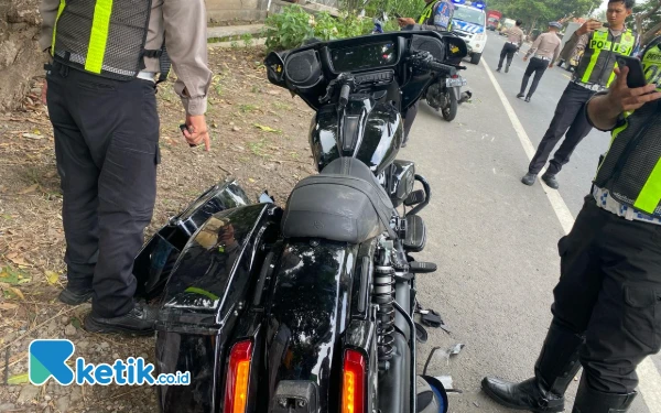 Thumbnail Berita - Ketua DPC Demokrat Surabaya Ikut Berduka Atas Meninggalnya Renville Antonio