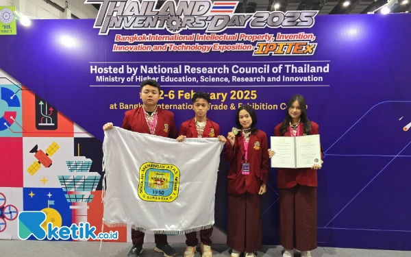 Inovasi Sunscreen dari Daun Ketepeng, Siswa SMAN 2 Surabaya Sukses Sabet Medali Silver di Thailand