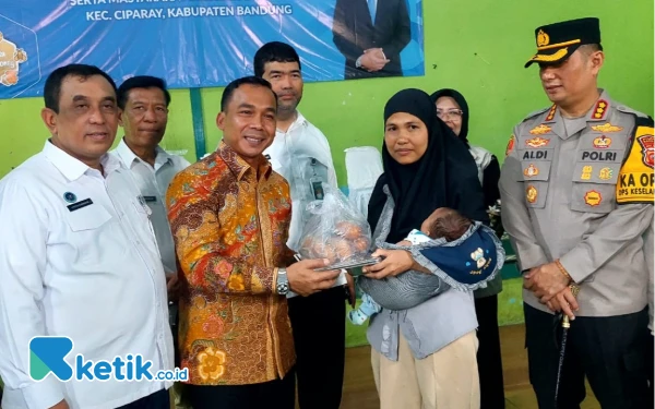 Menduk Bangga Tinjau Langsung Simulasi Pemberian MBG untuk Ibu Hamil Menyusui dan Balita di Kabupaten Bandung