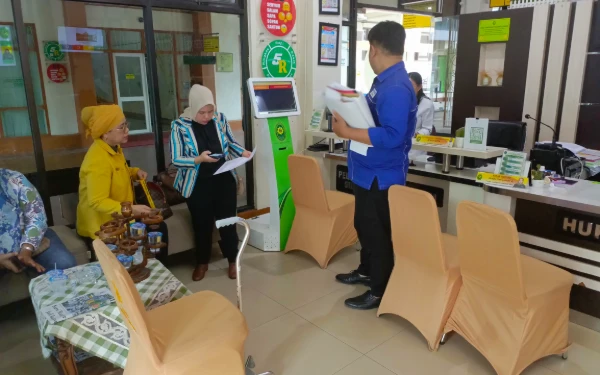 Mohon Bantaran Sakit, Terdakwa OTT Disnakertrans Sumsel Terancam Urung Sidang Perdana