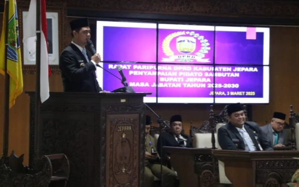 Sidang Paripurna Perdana, Bupati Jepara Paparkan Visi “Jepara Mulus”