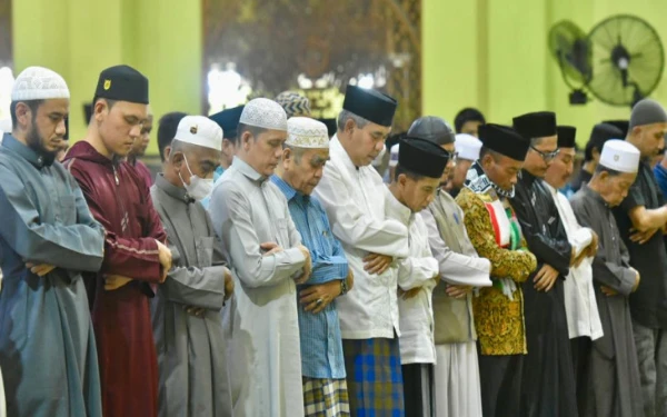 Tips Tetap Semangat Tarawih di Akhir Ramadhan