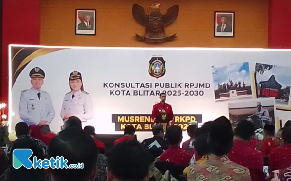 Thumbnail Berita - Wali Kota Blitar: RPJMD 2025–2030 Prioritaskan Pengentasan Kemiskinan dan Peningkatan Pelayanan Publik