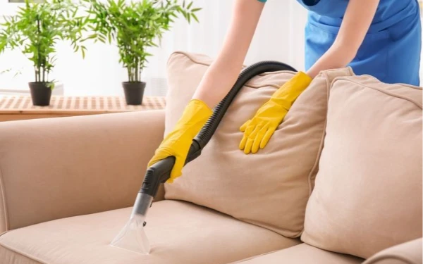 Thumbnail Berita - Cara Membersihkan Sofa Agar Bersih dan Wangi