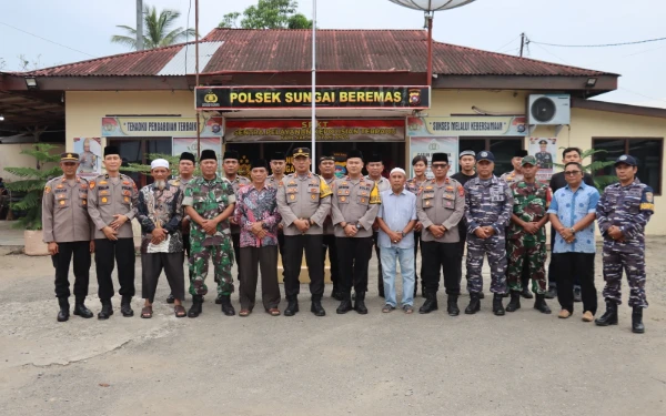 Kapolres Pasaman Barat Tekankan Pentingnya Kamtibmas dalam Silaturahmi di Polsek Sungai Beremas