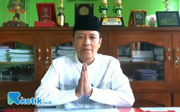 Thumbnail Sambut Idulfitri, Kepsek SMAN 3 Ponorogo Ajak Umat Sucikan Hati