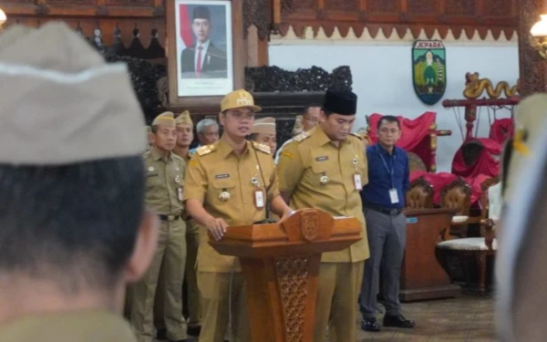 Thumbnail Berita - Bupati Jepara: Mutasi Jabatan Wajar, Seleksi Terbuka untuk Jabatan Strategis Segera Dibuka