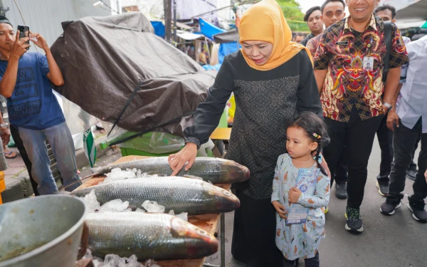 Thumbnail Berita - Peringati Hari Nelayan Nasional, Gubernur Khofifah Optimistis Jatim Wujudkan Cita-Cita Indonesia