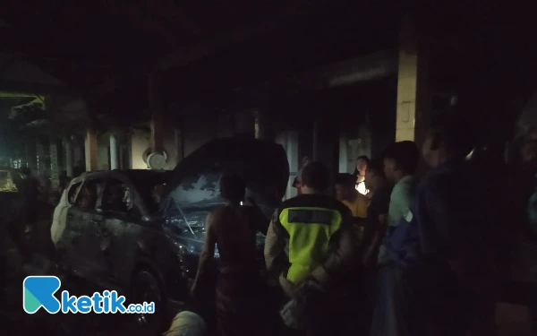 Kendaraan Eks Tim Sukses Bupati Sampang Dibakar OTK, Polisi Usut Motif Pelaku