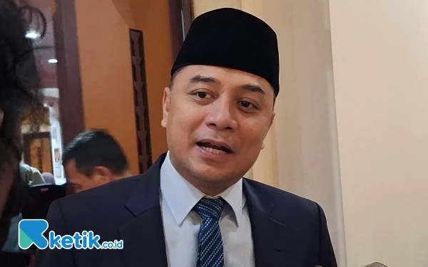 Thumbnail Berita - Eri Cahyadi Harap Sekolah Baru Tak Harapkan Bantuan dari Pemkot Surabaya