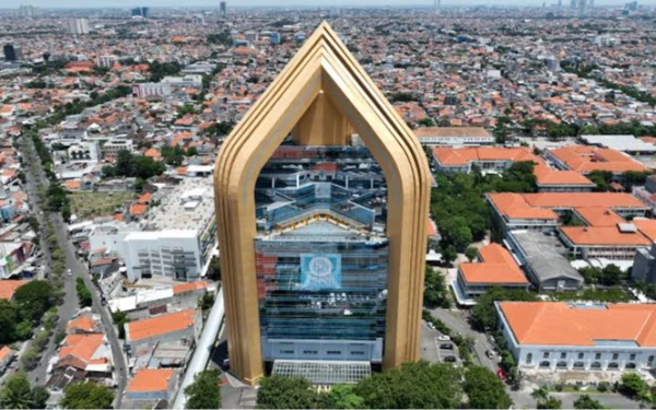 Thumbnail Berita - Ingin Kuliah di Surabaya? Cek Dulu 20 Kampus Top Versi EduRank